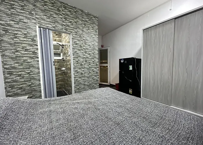 Falcon Loft Sheraton Road