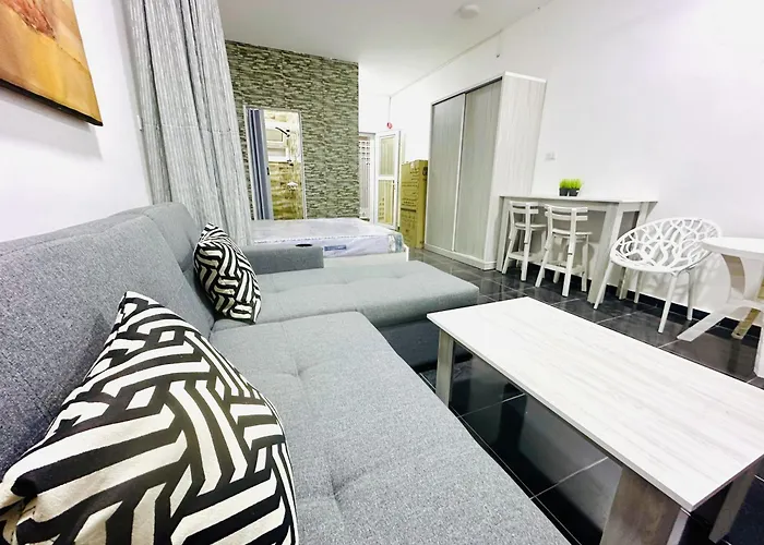 Falcon Loft Sheraton Road *